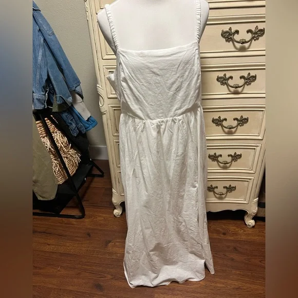 the assembly line v neck dress Assembly Line V-Neck Dress Pattern, Sweden – Lakes Makerie main image 0